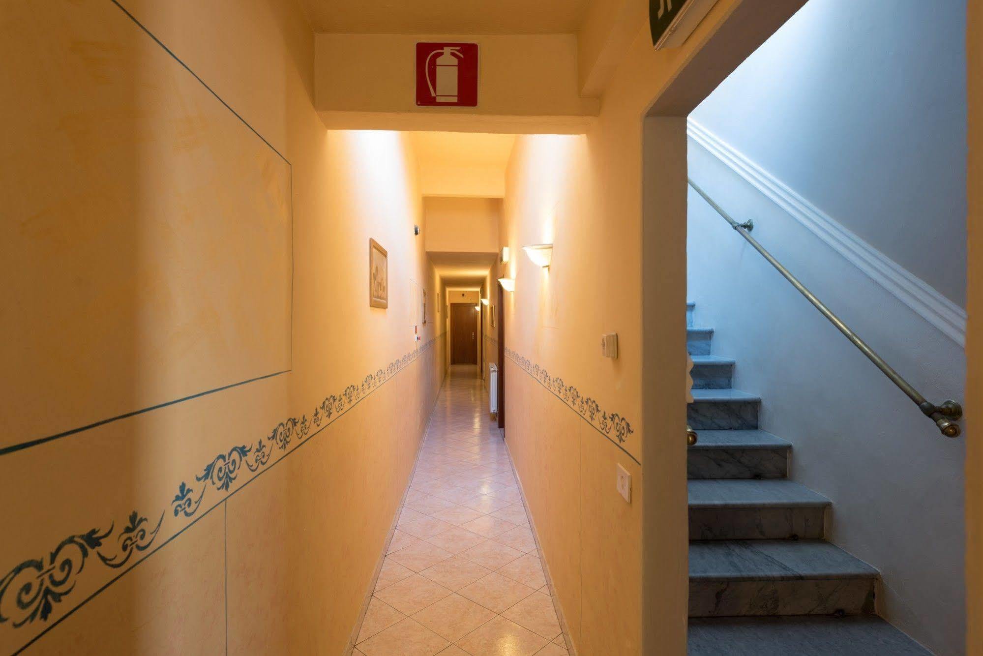 Hotel Palazzuolo Firenze Esterno foto